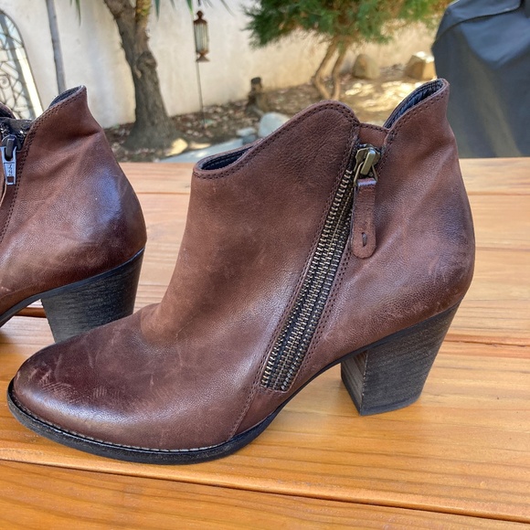 Paul Green Brown Zippered Heeled Booties Size 9 US Made in Austria UK 6.5 - Picture 4 of 11